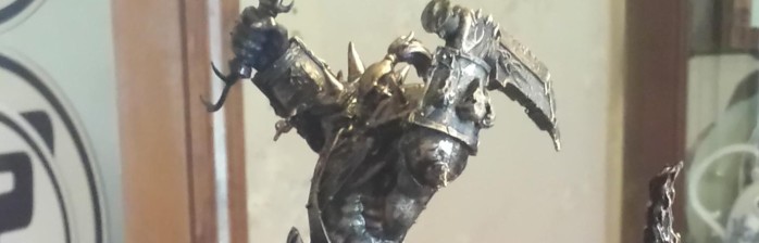 Blizzard presenteia jogadores ativos há 10 anos com figure de Orc