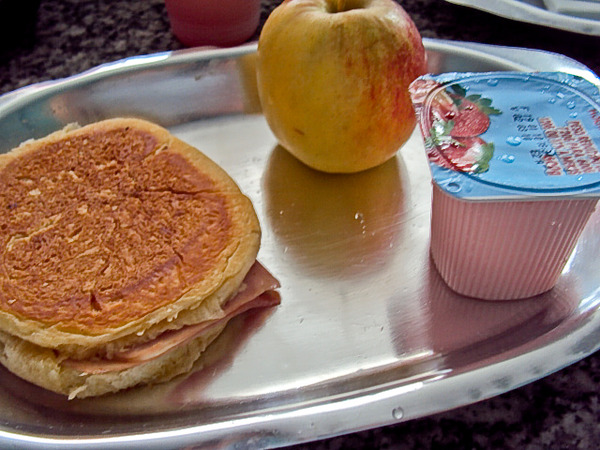 omm nom nom no Hemocentro depois de doar sangue :9